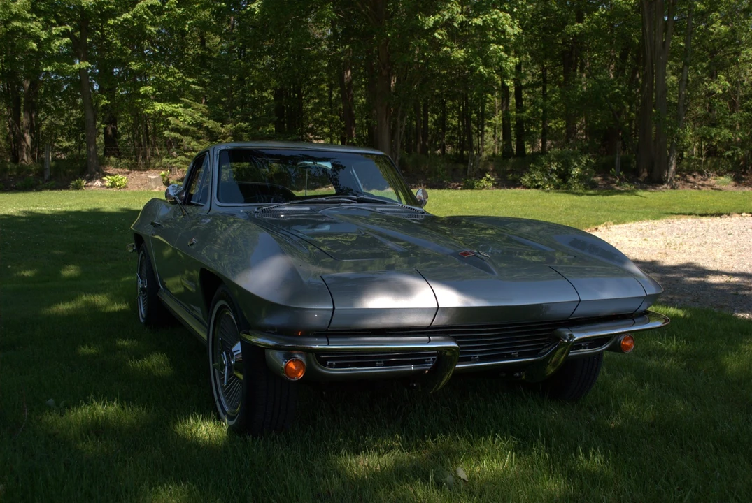 1964 Chevrolet Corvette C2 - Image 18 of 31