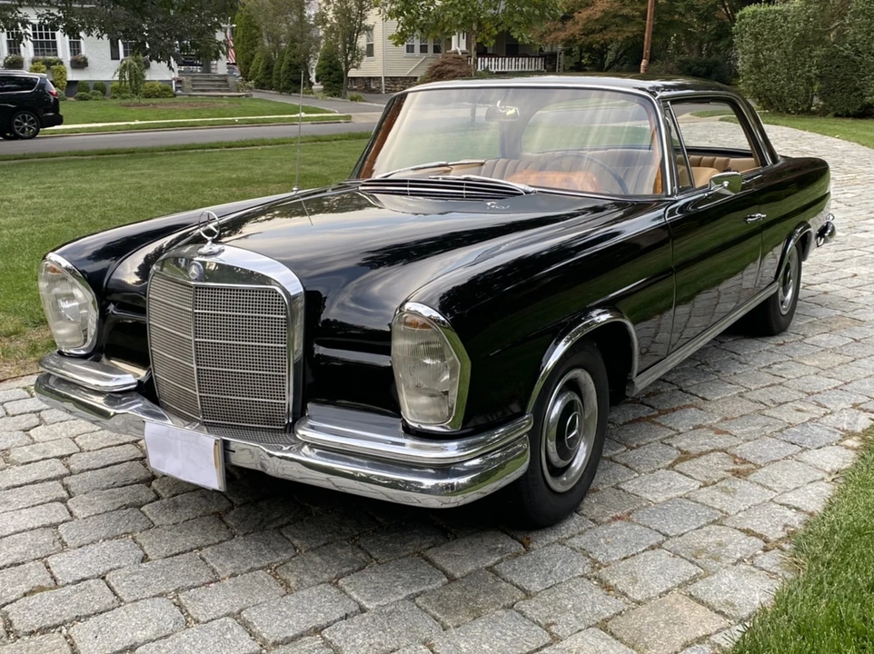1966 Mercedes-Benz W111 Coupe - Image 2 of 31