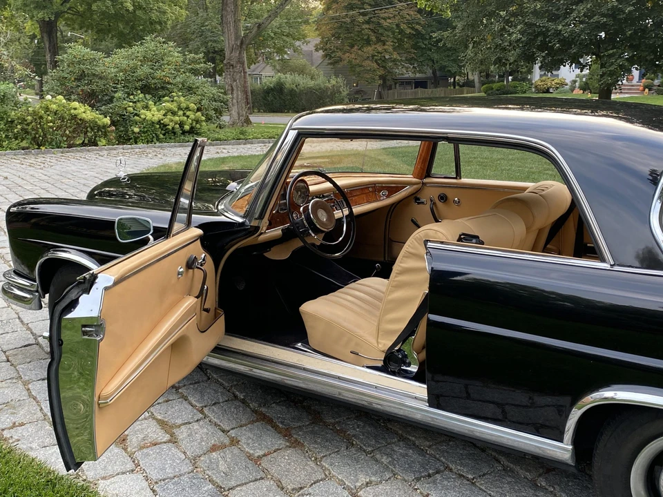 1966 Mercedes-Benz W111 Coupe - Image 21 of 31
