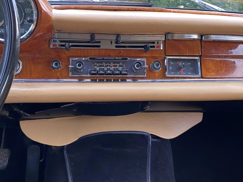 1966 Mercedes-Benz W111 Coupe - Image 30 of 31