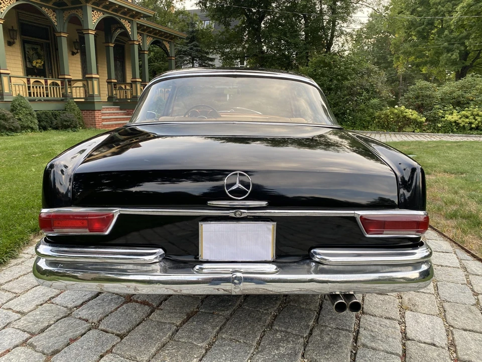 1966 Mercedes-Benz W111 Coupe - Image 16 of 31