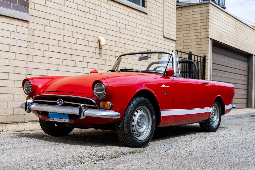 1967 Sunbeam Alpine Series V - Image 2 of 31