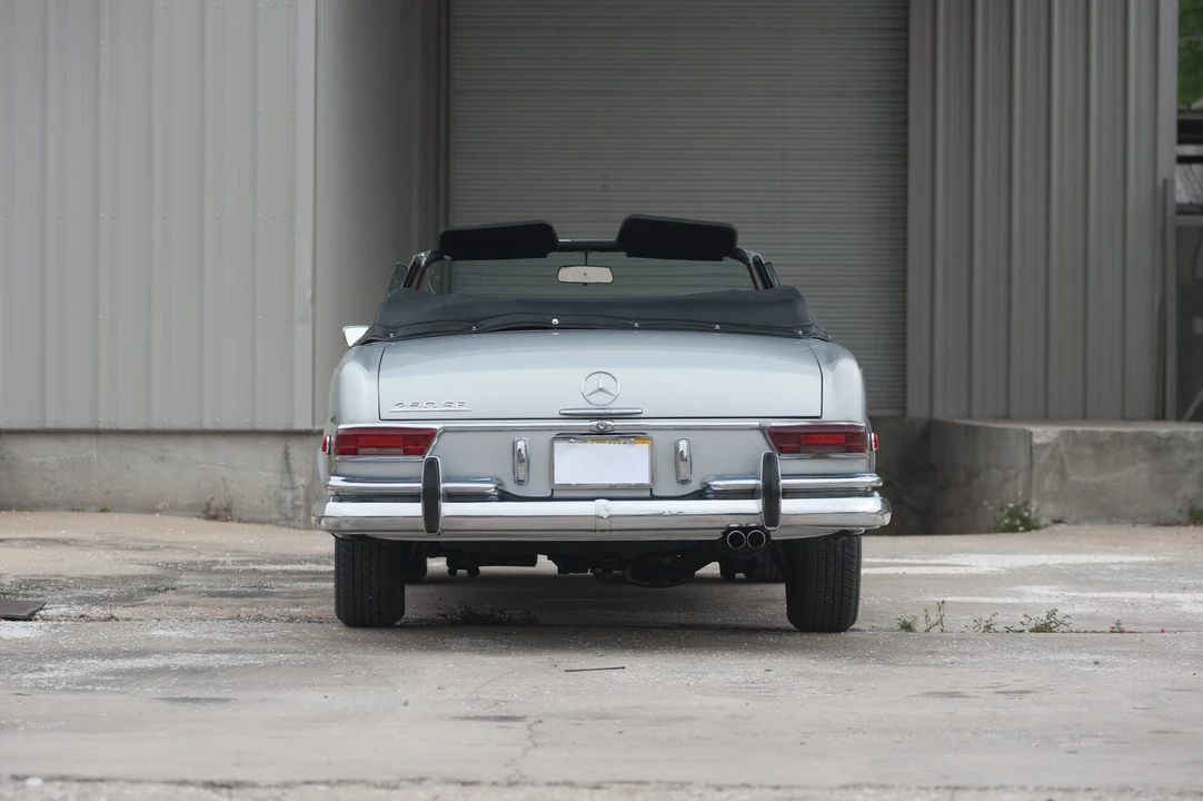 1968 Mercedes-Benz W111 Cabriolet - Image 5 of 31