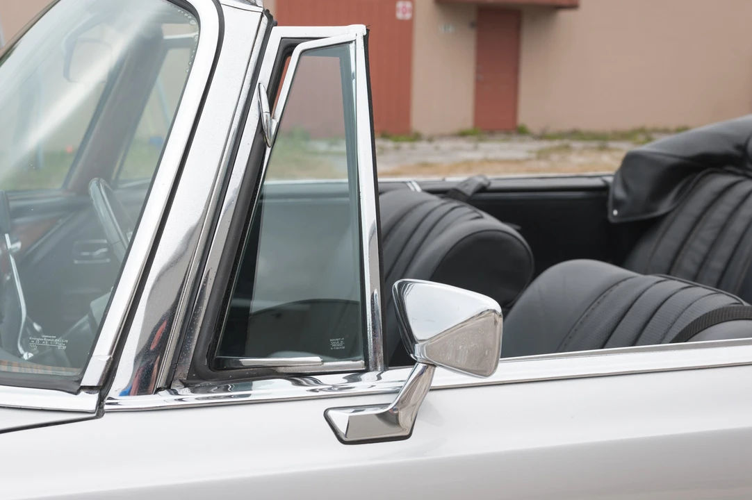 1968 Mercedes-Benz W111 Cabriolet - Image 16 of 31