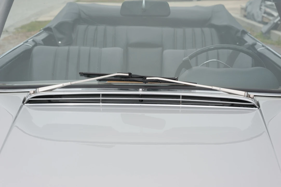 1968 Mercedes-Benz W111 Cabriolet - Image 13 of 31