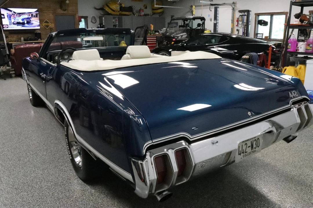 1970 Oldsmobile 442 W-30 2nd Gen - Image 29 of 31