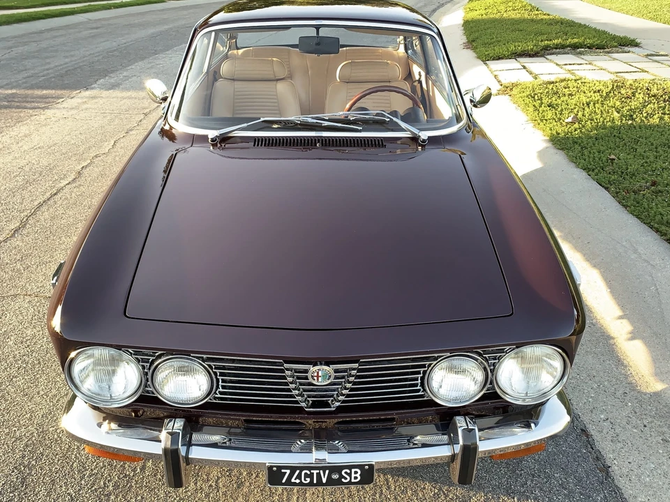 1974 Alfa Romeo 2000 GT Veloce - Image 9 of 31