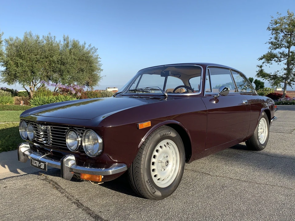 1974 Alfa Romeo 2000 GT Veloce - Image 3 of 31