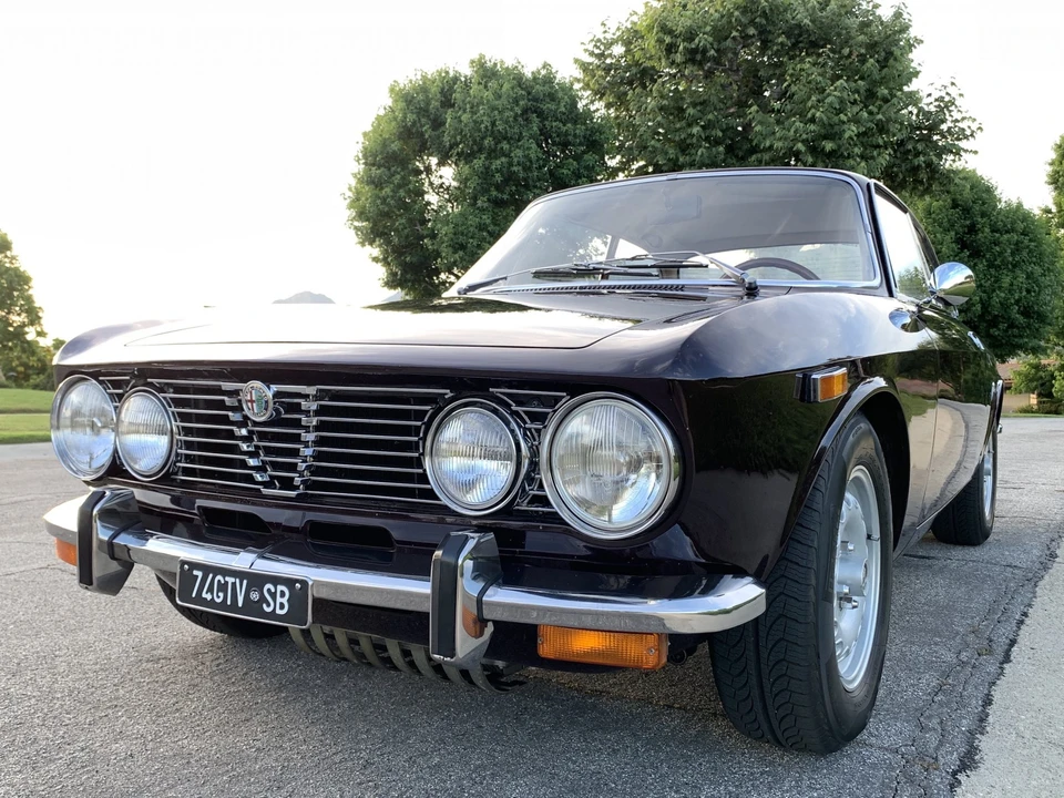 1974 Alfa Romeo 2000 GT Veloce - Image 7 of 31