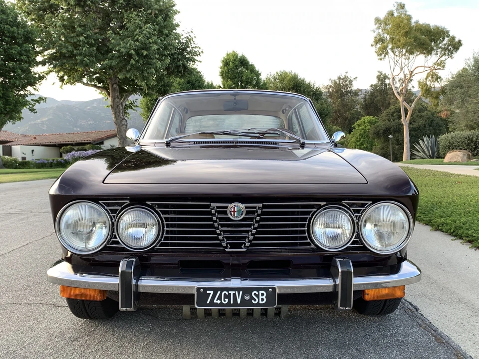 1974 Alfa Romeo 2000 GT Veloce - Image 11 of 31