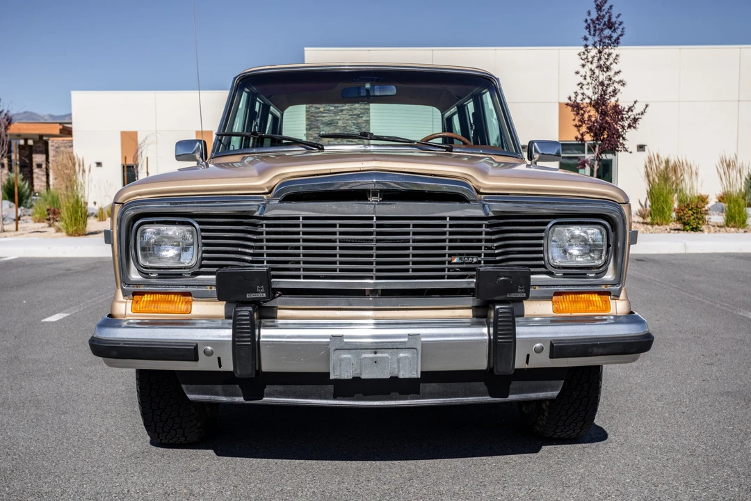 1984 Jeep SJ Grand Wagoneer - Image 3 of 31