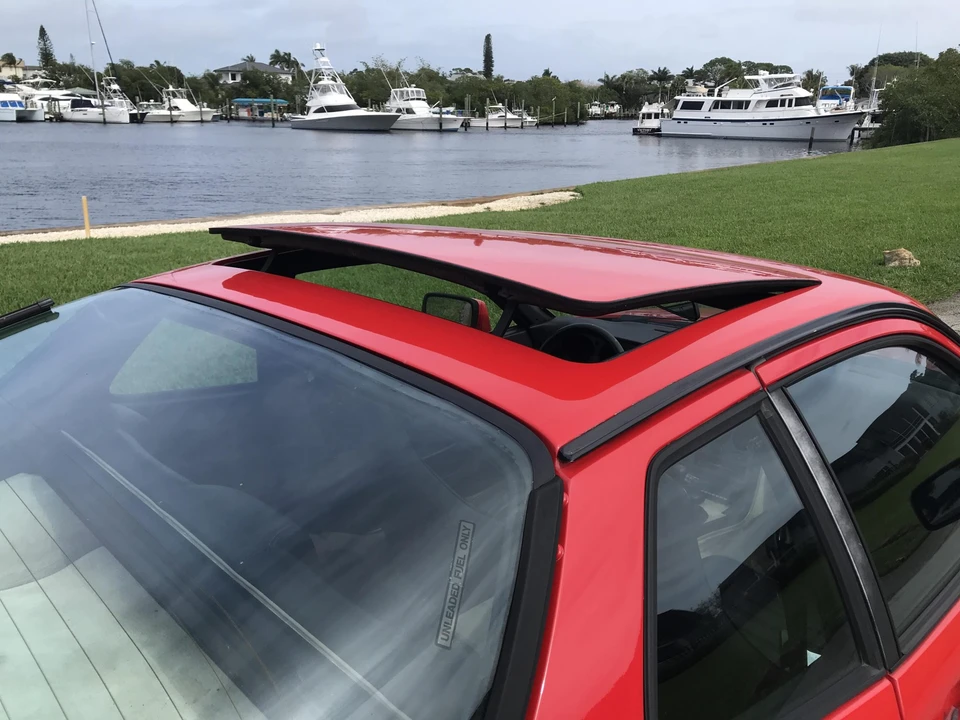 1984 Porsche 944 - Image 28 of 31