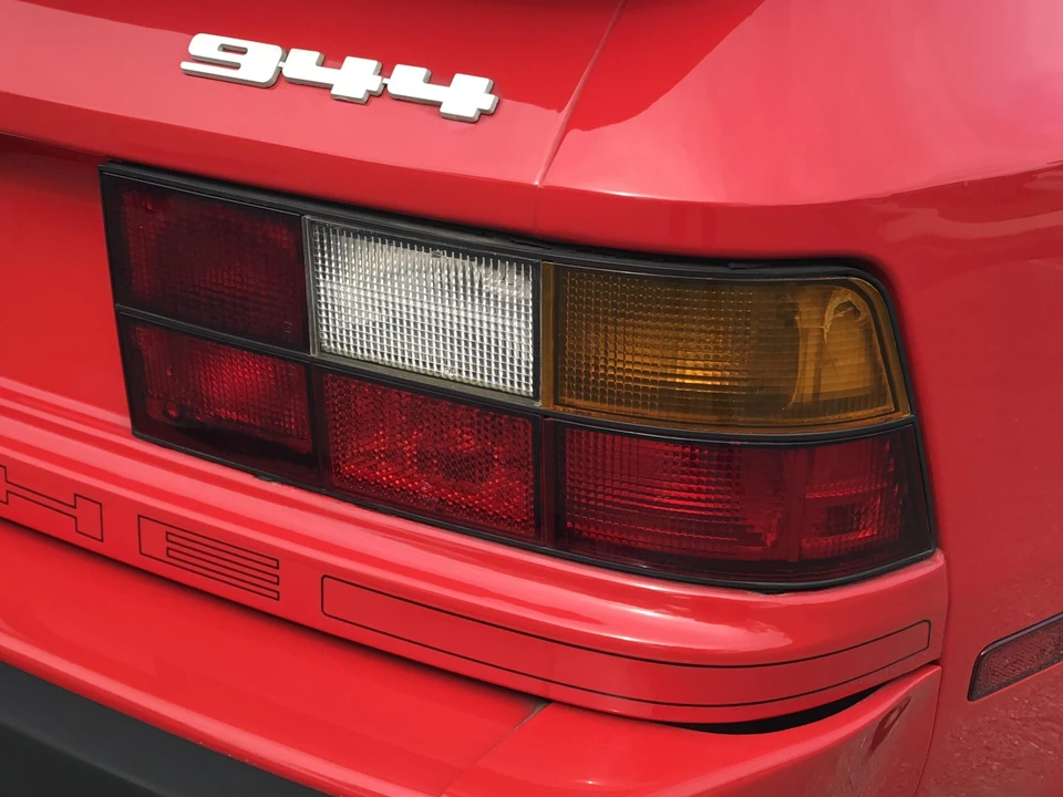 1984 Porsche 944 - Image 26 of 31