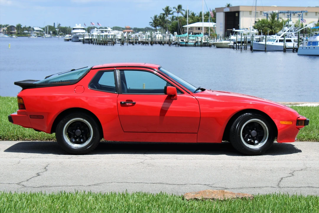 1984 Porsche 944 - Image 8 of 31