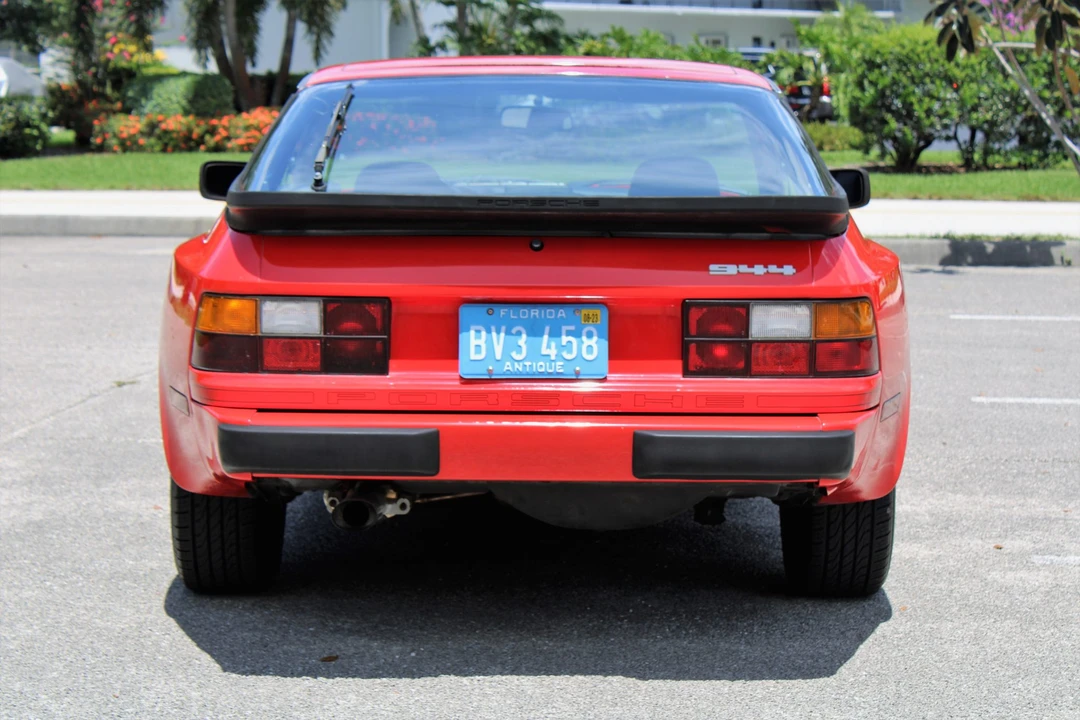 1984 Porsche 944 - Image 5 of 31