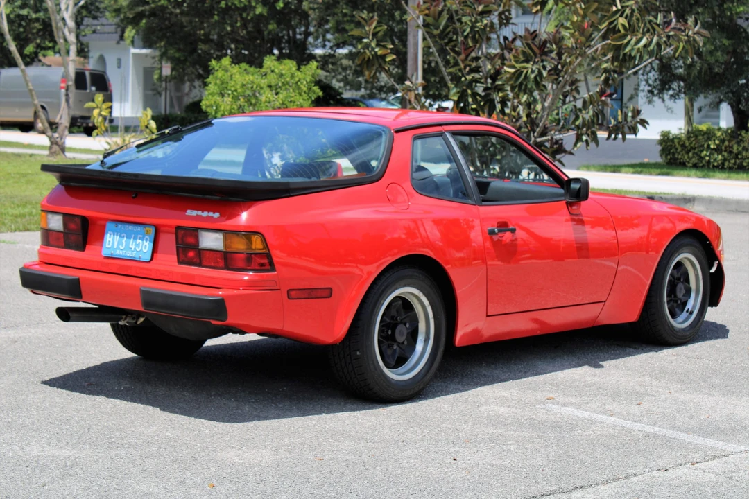 1984 Porsche 944 - Image 6 of 31