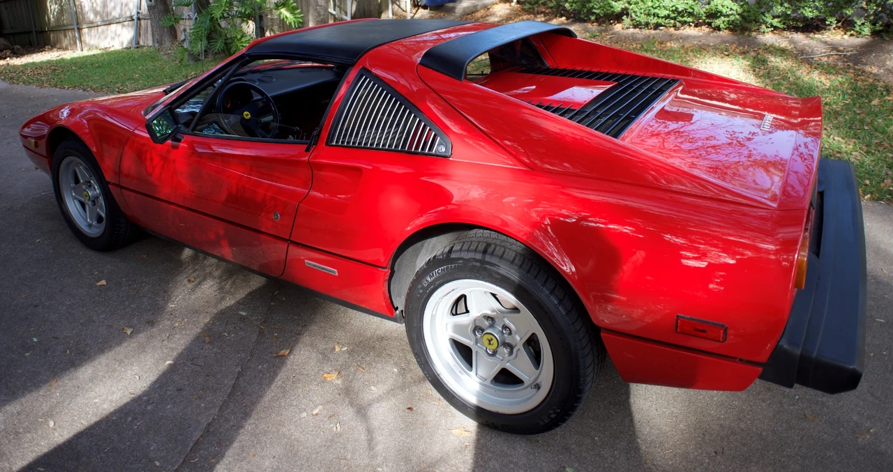 1985 Ferrari 308 GTS QV - Image 3 of 31