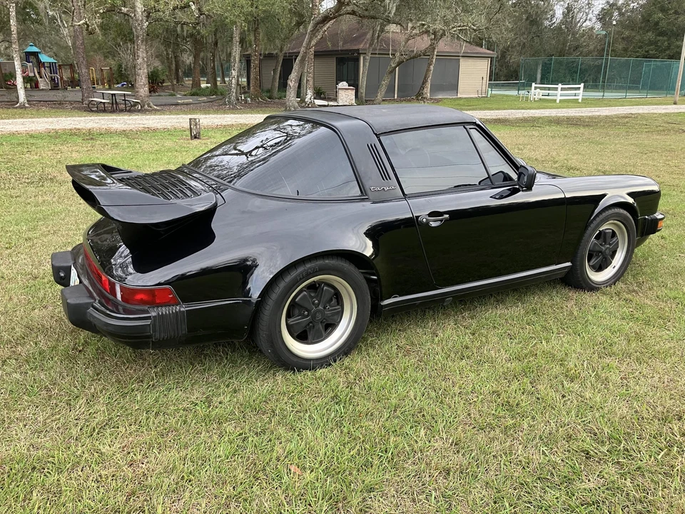 1985 Porsche 911 Carrera 3.2 - Image 10 of 31