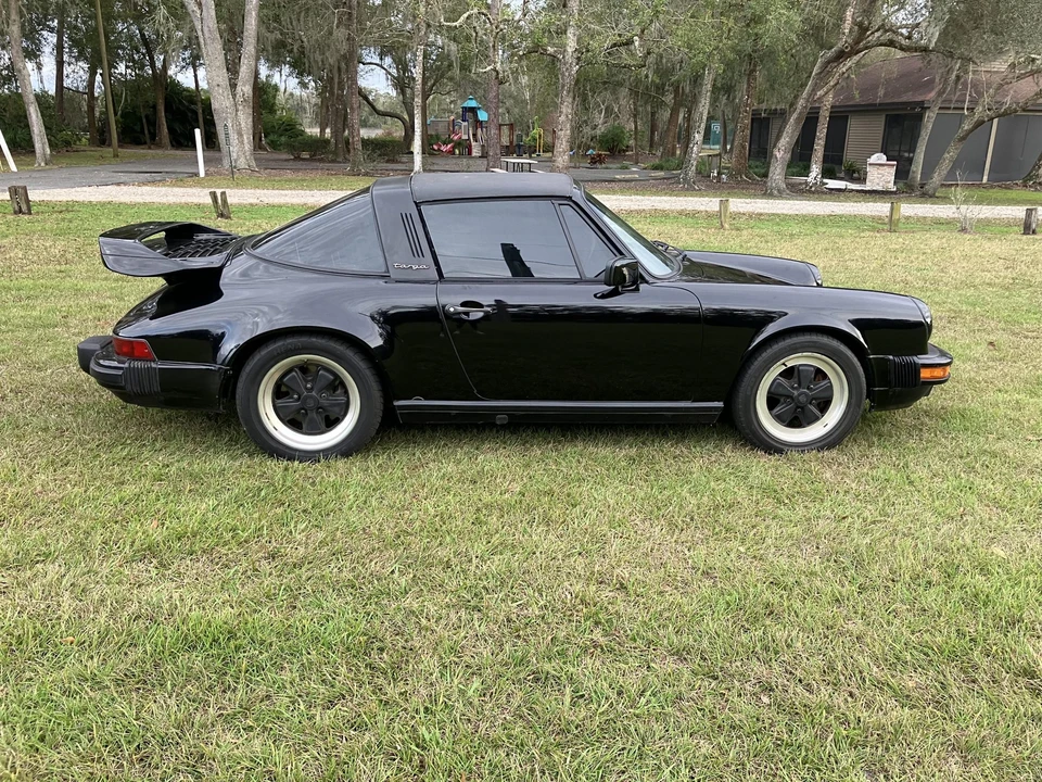 1985 Porsche 911 Carrera 3.2 - Image 9 of 31