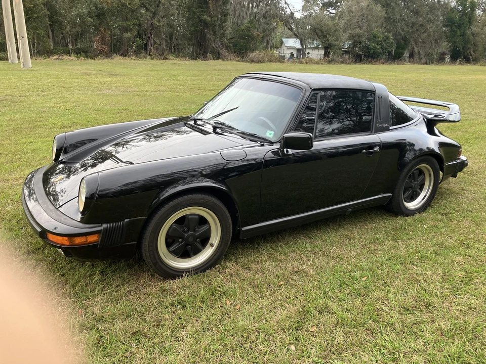 1985 Porsche 911 Carrera 3.2 - Image 2 of 31