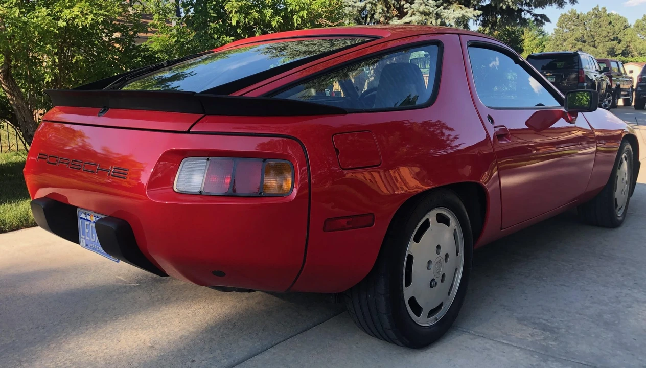 1985 Porsche 928 S - Image 11 of 31