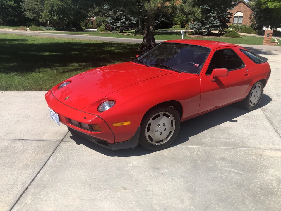 1985 Porsche 928 S - Image 2 of 31