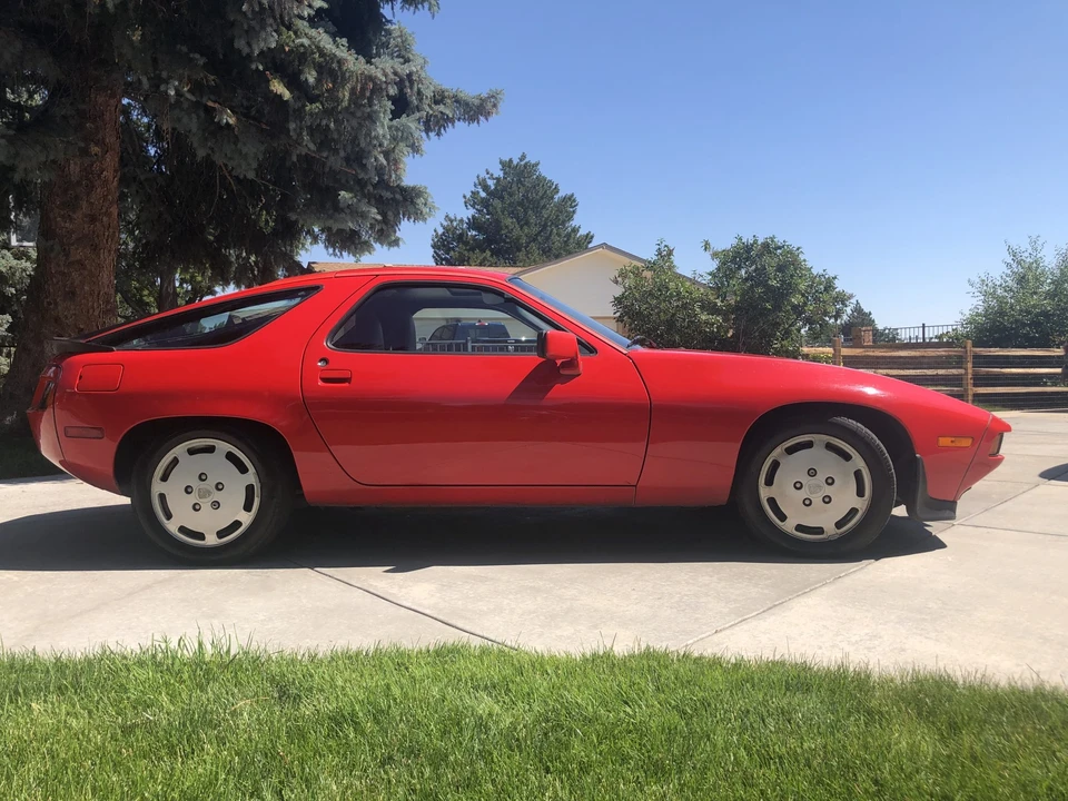 1985 Porsche 928 S - Image 16 of 31