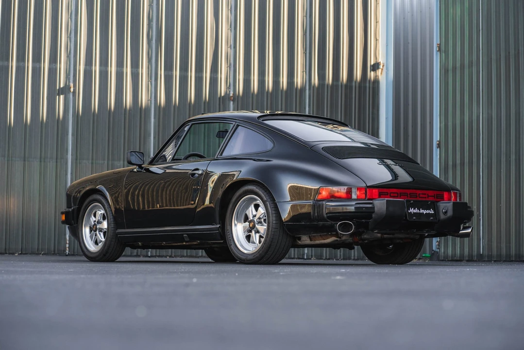 1986 Porsche 911 Carrera 3.2 - Image 11 of 31