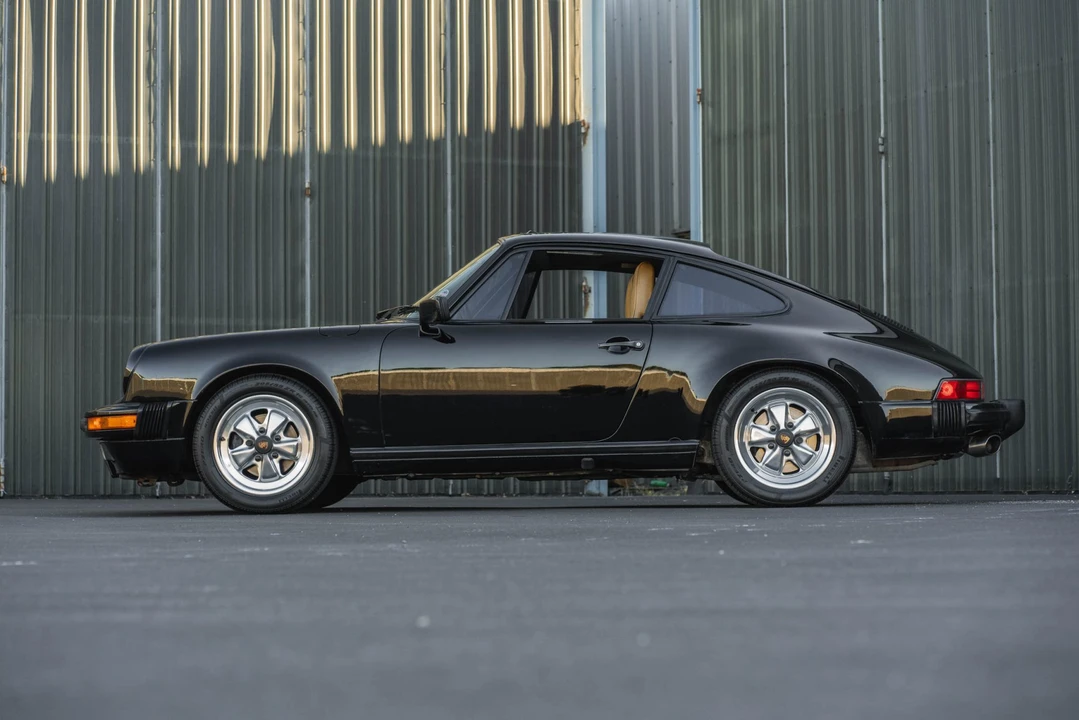 1986 Porsche 911 Carrera 3.2 - Image 8 of 31