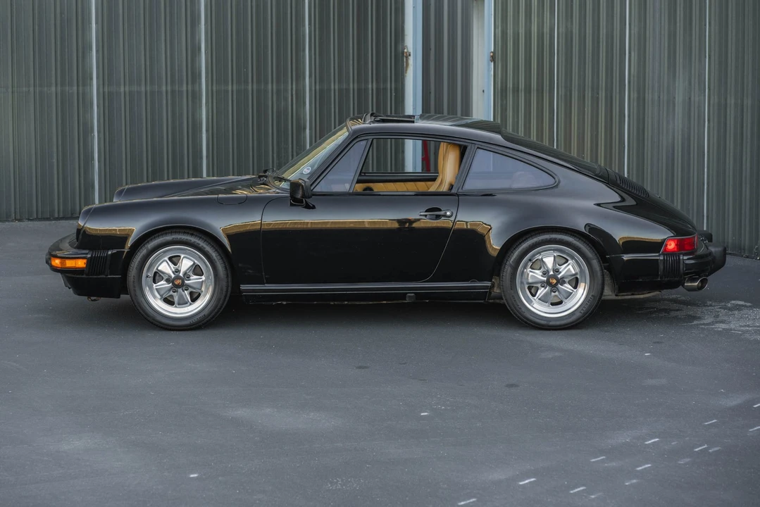 1986 Porsche 911 Carrera 3.2 - Image 7 of 31