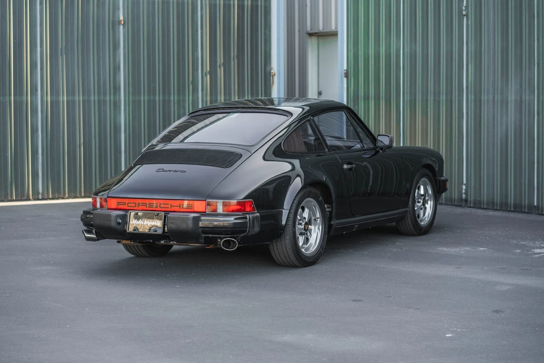 1986 Porsche 911 Carrera 3.2 - Image 16 of 31