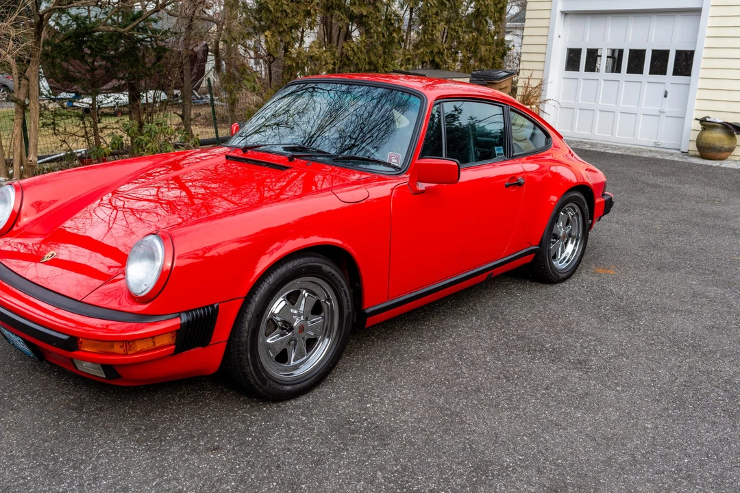 1988 Porsche 911 Carrera 3.2 - Image 16 of 31