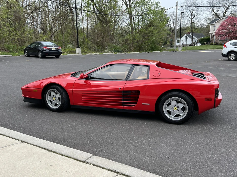 1989 Ferrari Testarossa - Image 12 of 31