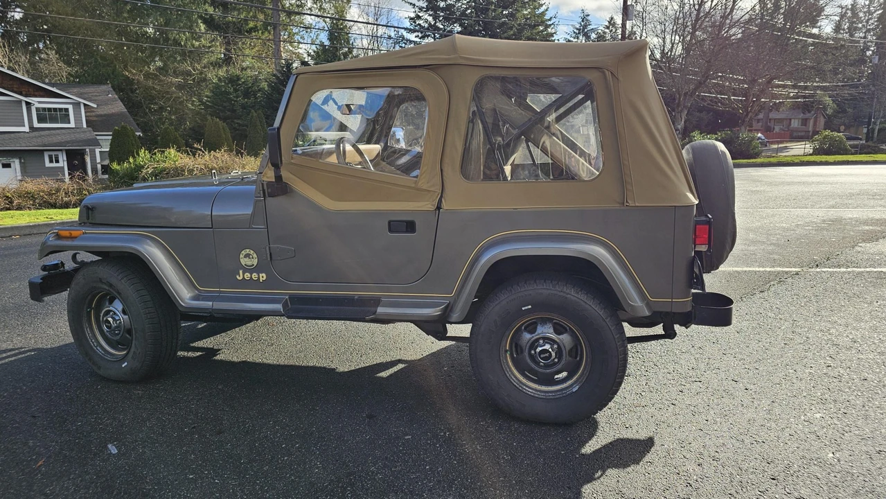 1989 Jeep YJ Wrangler - Image 10 of 31