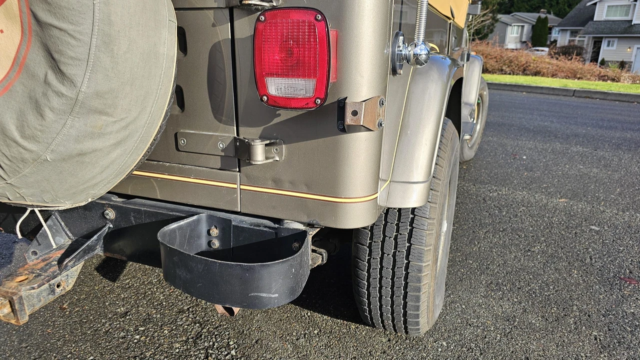 1989 Jeep YJ Wrangler - Image 20 of 31