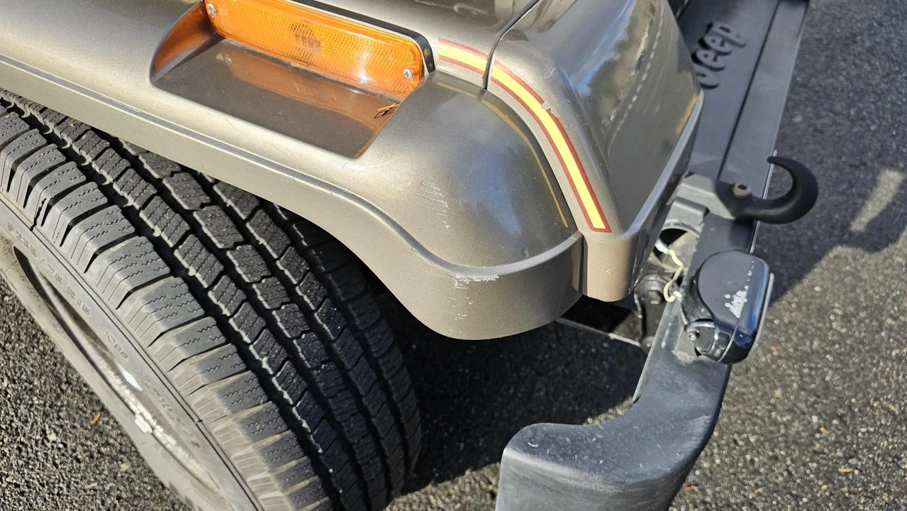 1989 Jeep YJ Wrangler - Image 23 of 31