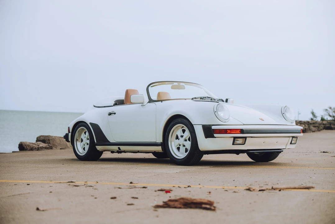 1989 Porsche 911 Carrera 3.2 - Image 13 of 31