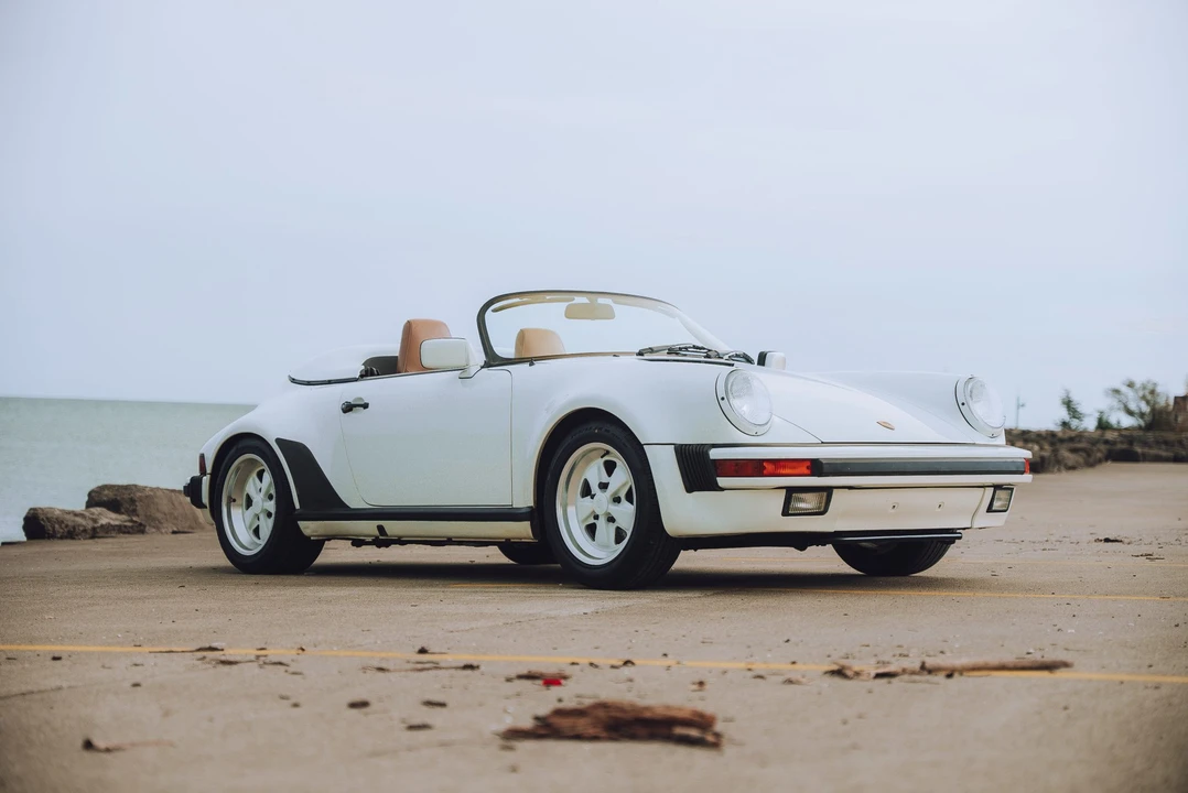 1989 Porsche 911 Carrera 3.2 - Image 14 of 31