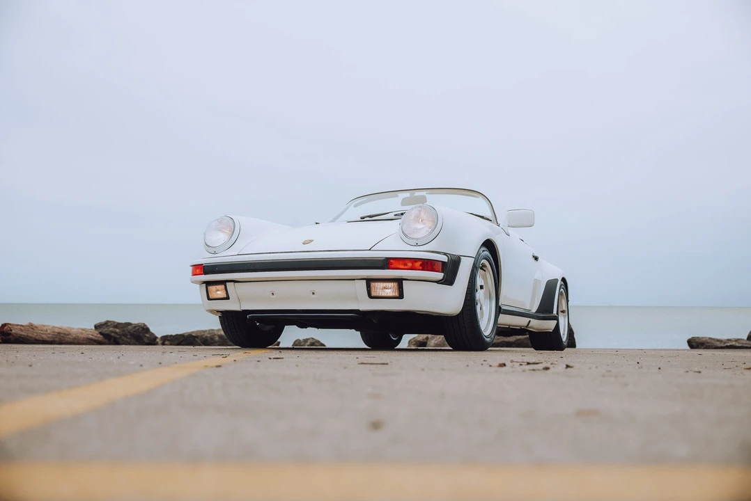 1989 Porsche 911 Carrera 3.2 - Image 7 of 31