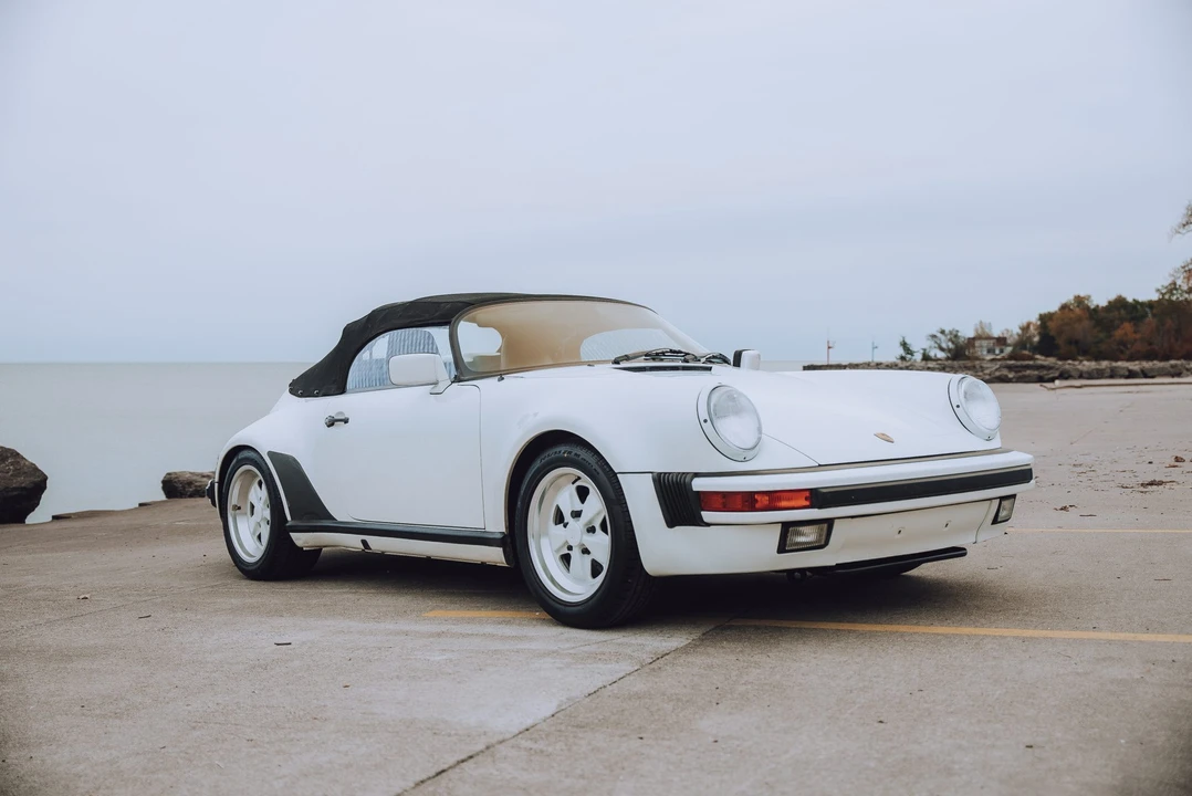 1989 Porsche 911 Carrera 3.2 - Image 30 of 31