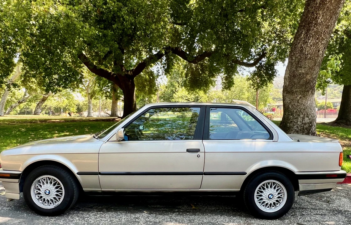 1990 BMW E30 3 Series - Image 10 of 31
