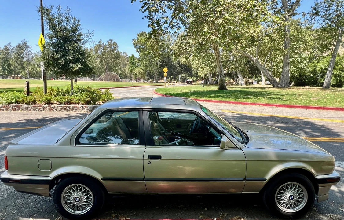 1990 BMW E30 3 Series - Image 14 of 31