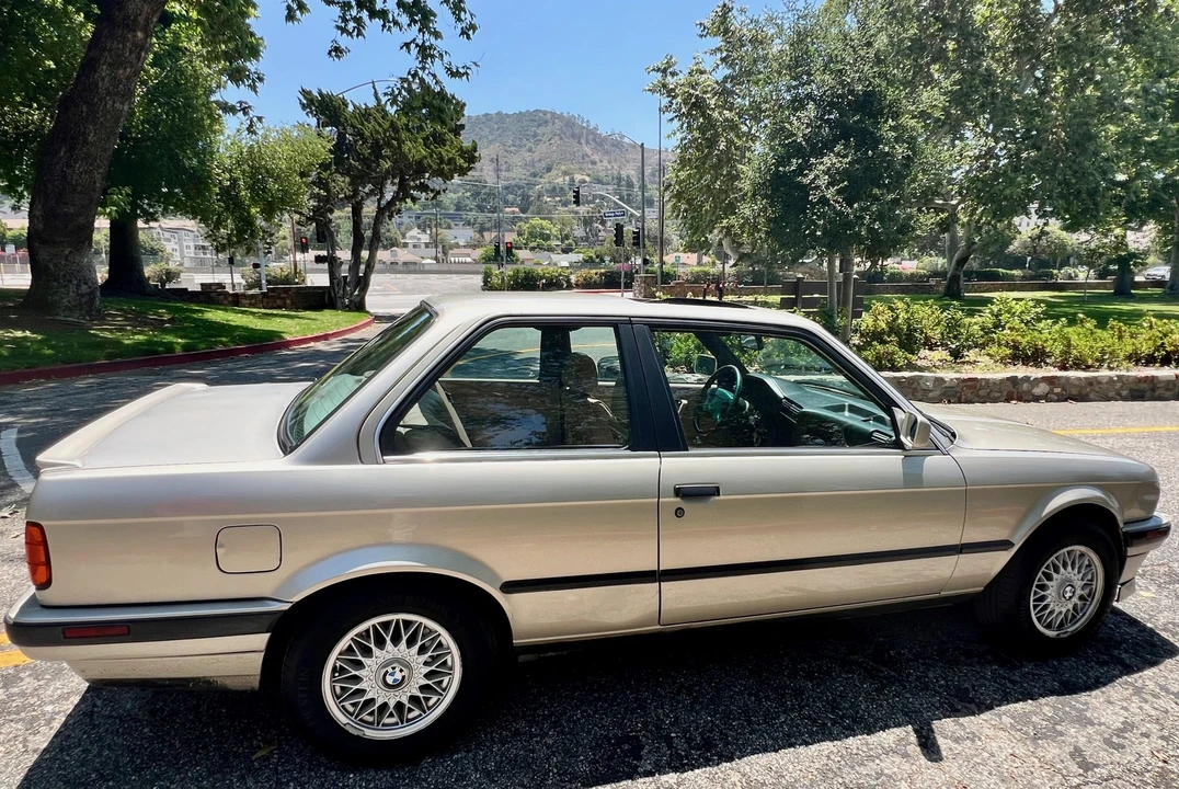 1990 BMW E30 3 Series - Image 6 of 31