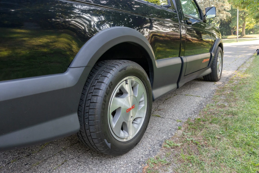 1991 GMC Syclone - Image 12 of 31