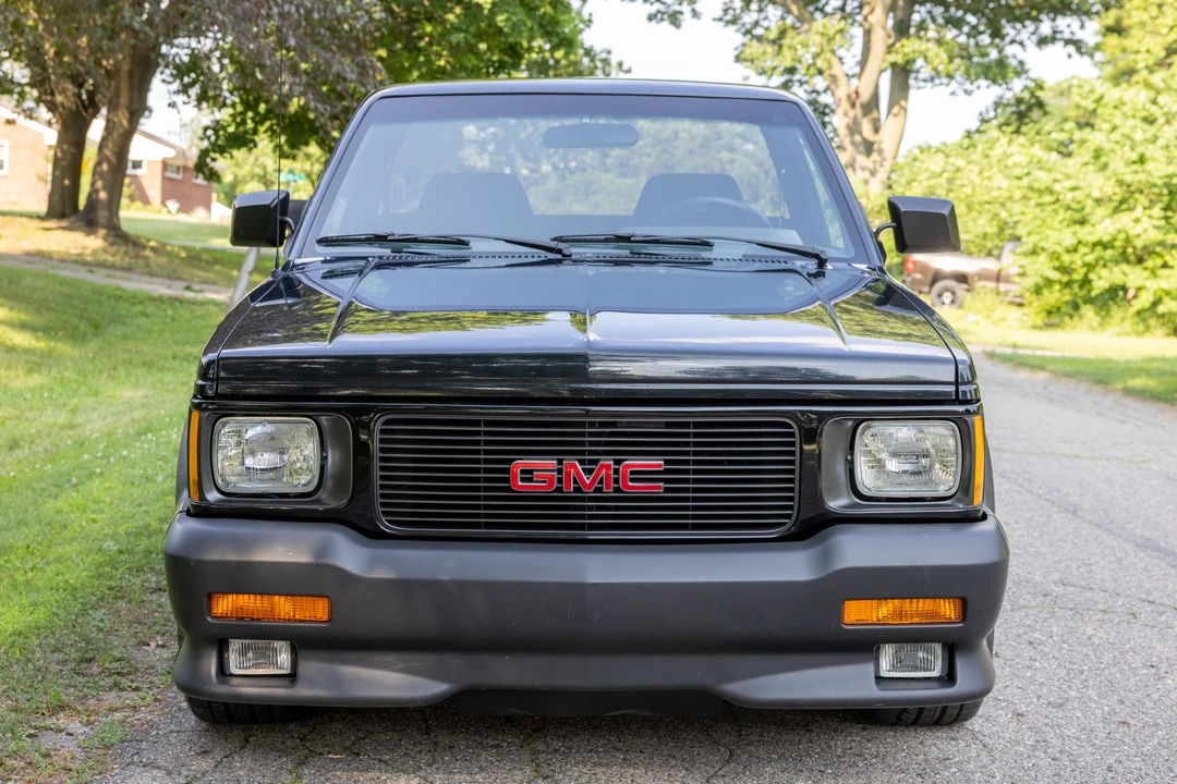 1991 GMC Syclone - Image 8 of 31