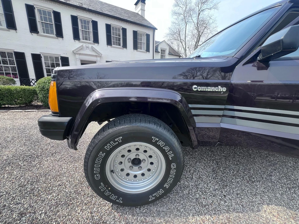1991 Jeep Comanche - Image 25 of 31