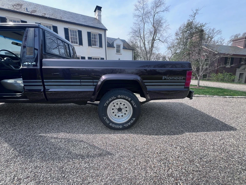 1991 Jeep Comanche - Image 29 of 31