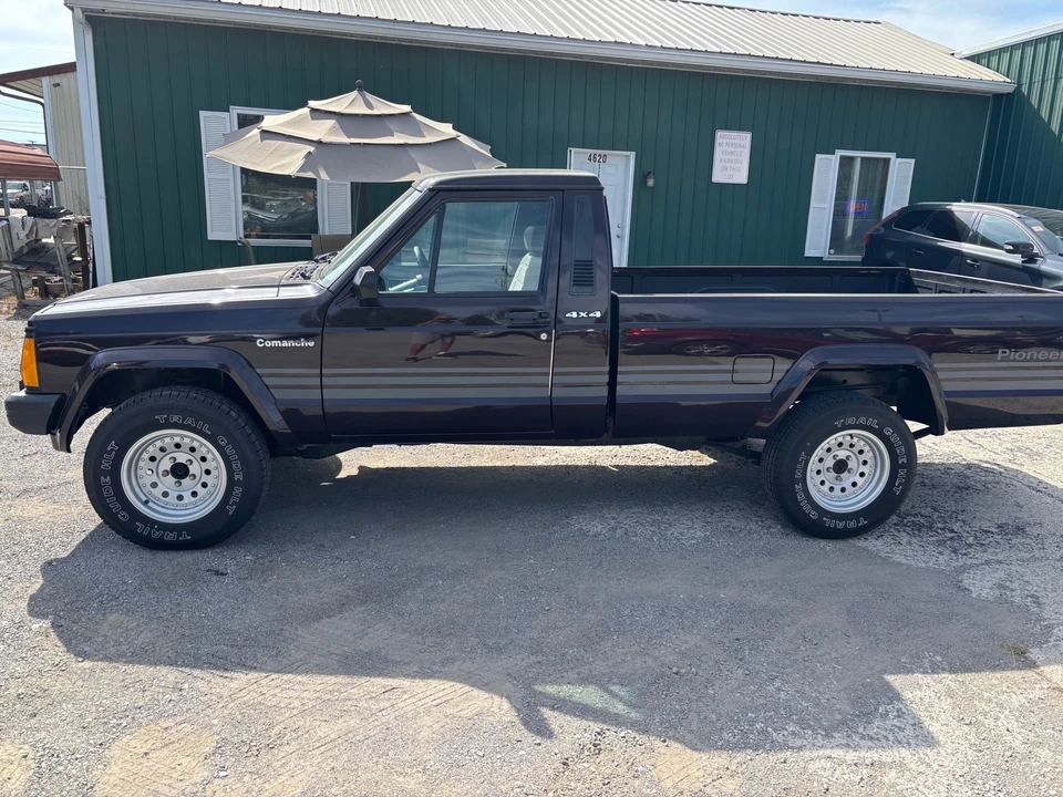 1991 Jeep Comanche - Image 23 of 31