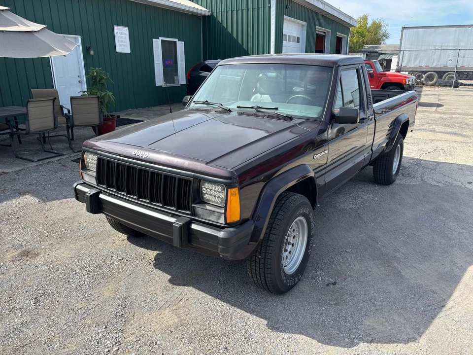 1991 Jeep Comanche - Image 17 of 31