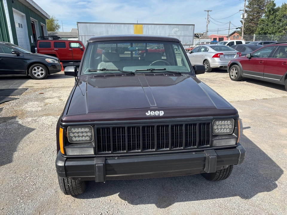 1991 Jeep Comanche - Image 18 of 31